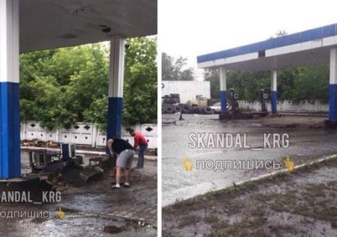 От удара молнии разорвало 4 колонки на автозаправке в Караганде (видео)